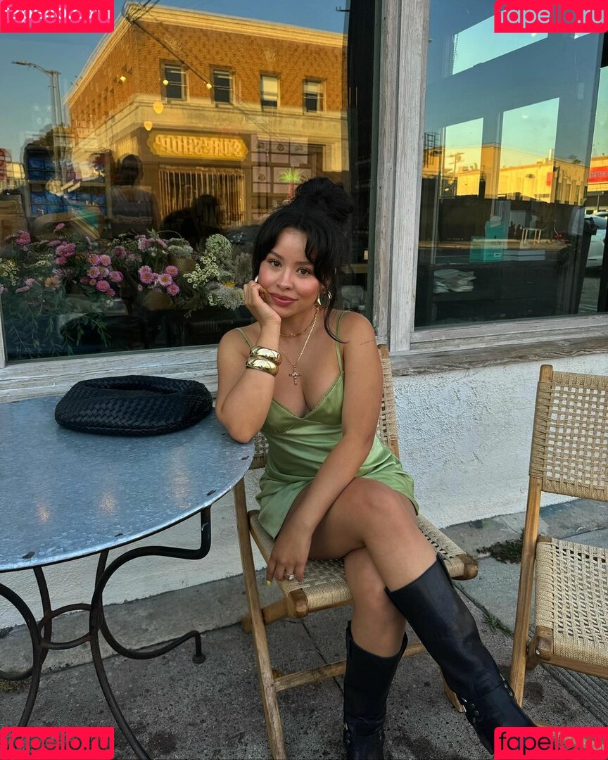 Cierra Ramirez Onlyfans Photo Gallery 