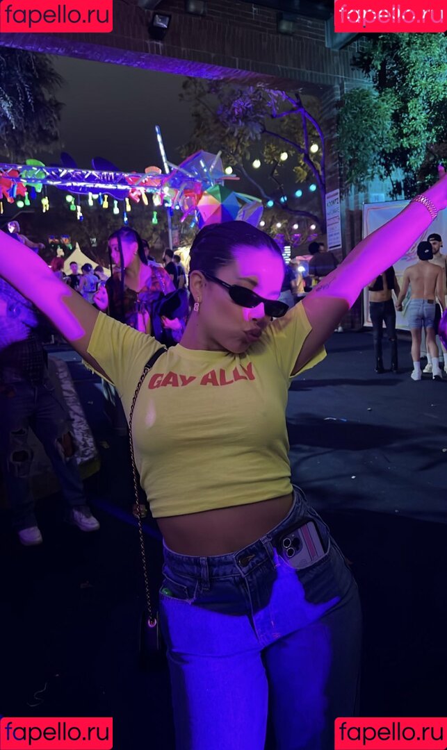 Cierra Ramirez Onlyfans Photo Gallery 