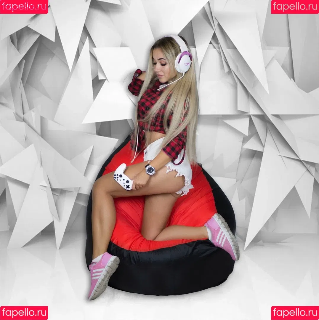 Anna Kostenko Onlyfans Photo Gallery 