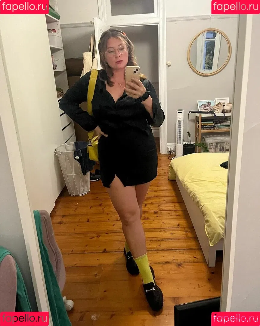 SliceOfSalami Onlyfans Photo Gallery 