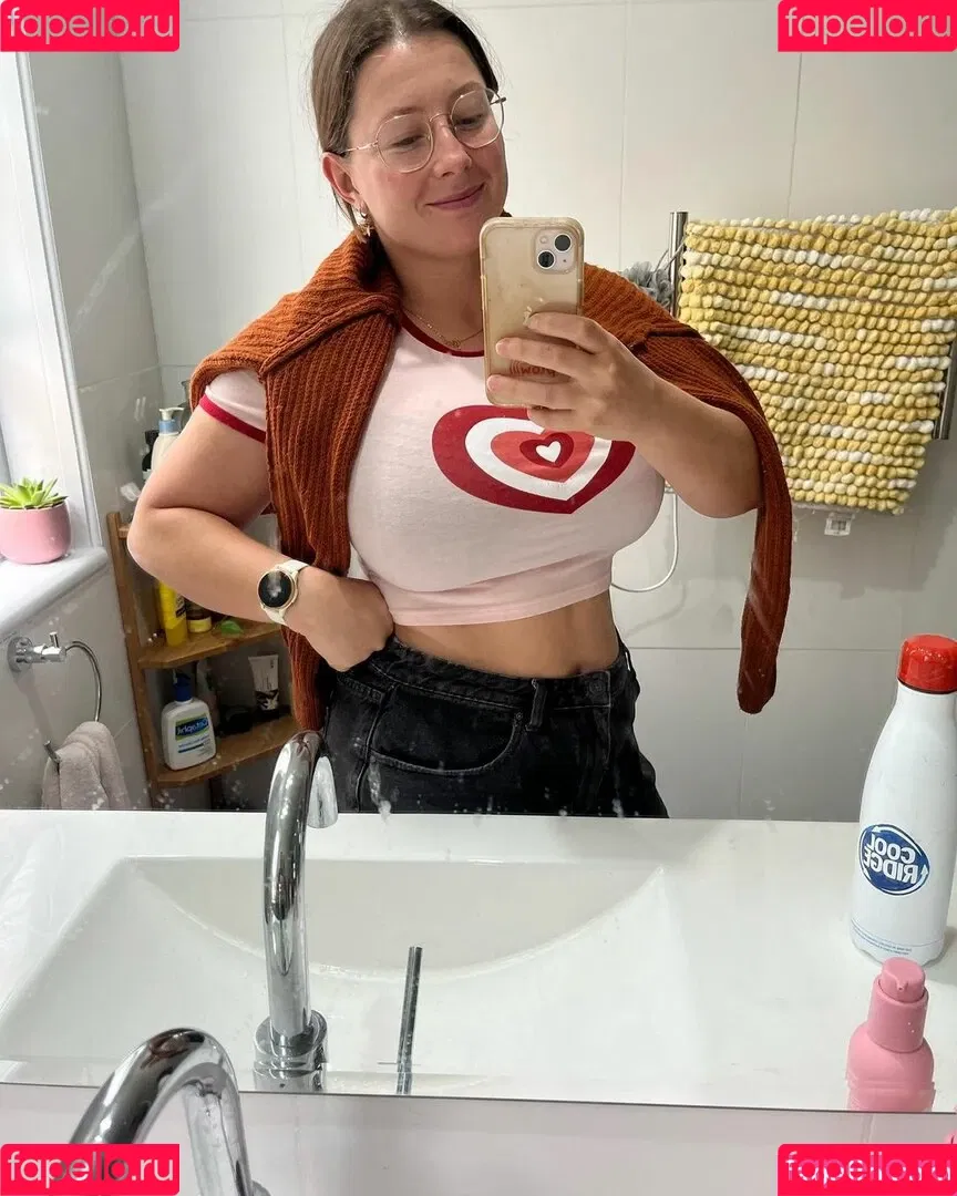 SliceOfSalami Onlyfans Photo Gallery 