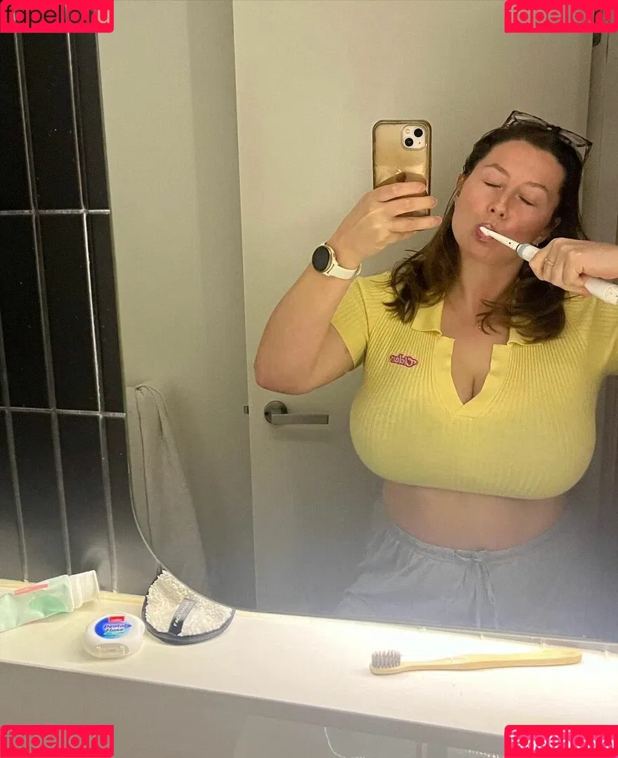 SliceOfSalami Onlyfans Photo Gallery 