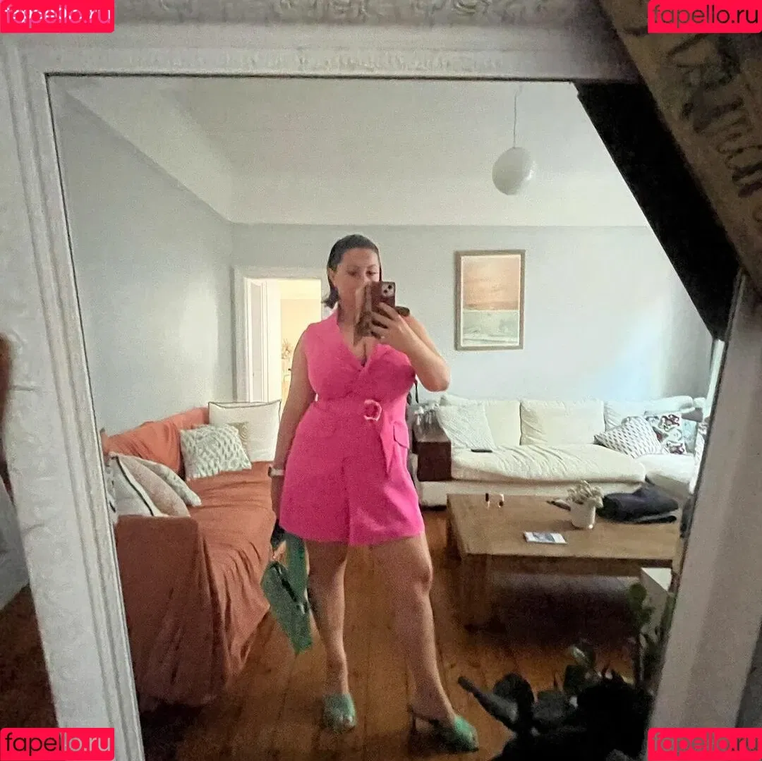 SliceOfSalami Onlyfans Photo Gallery 