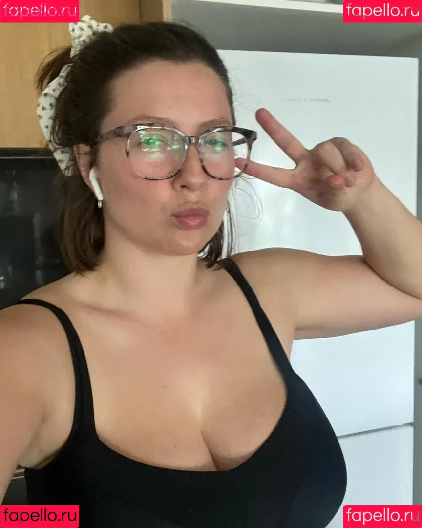SliceOfSalami Onlyfans Photo Gallery 