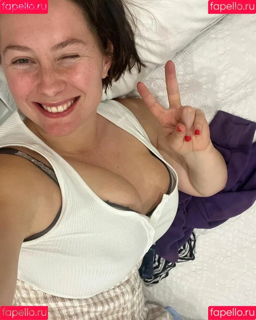 SliceOfSalami Onlyfans Photo Gallery 
