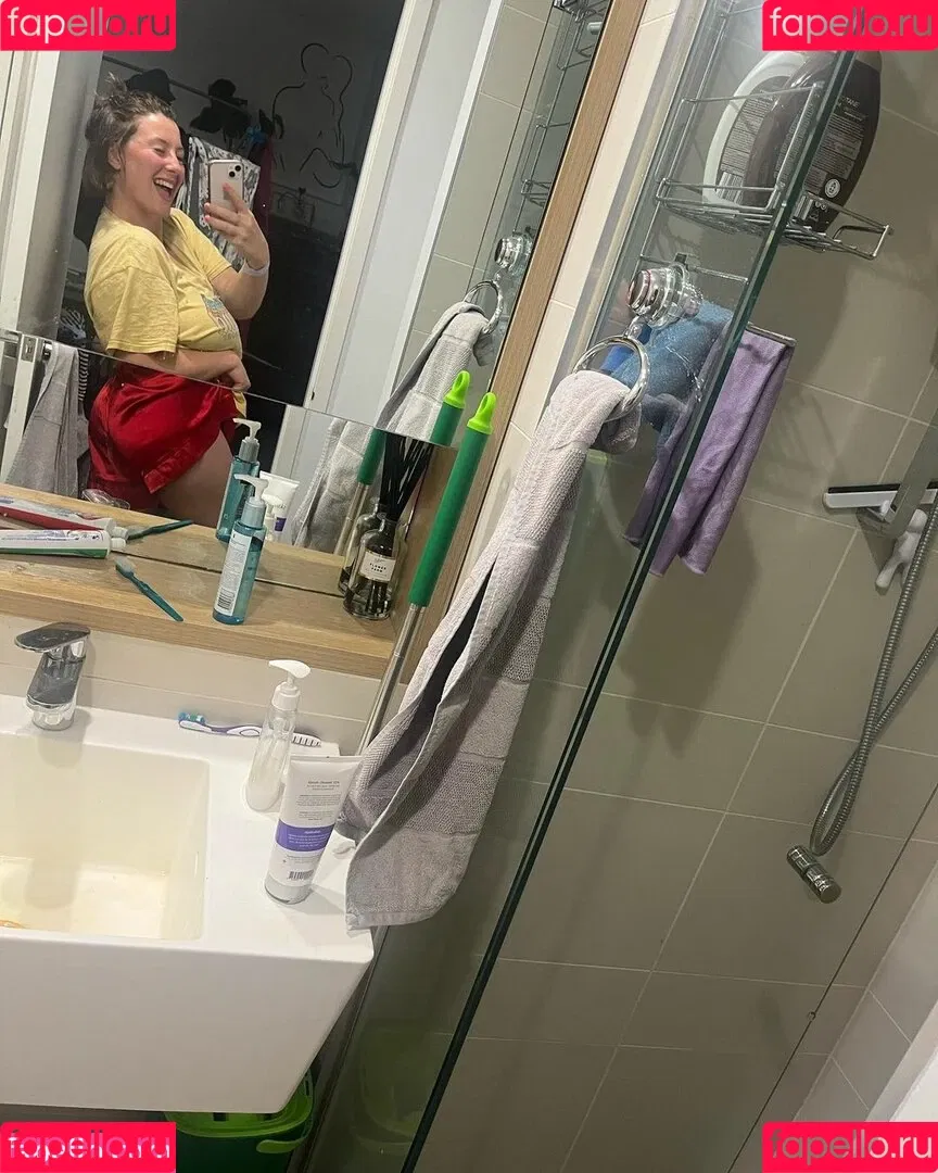 SliceOfSalami Onlyfans Photo Gallery 