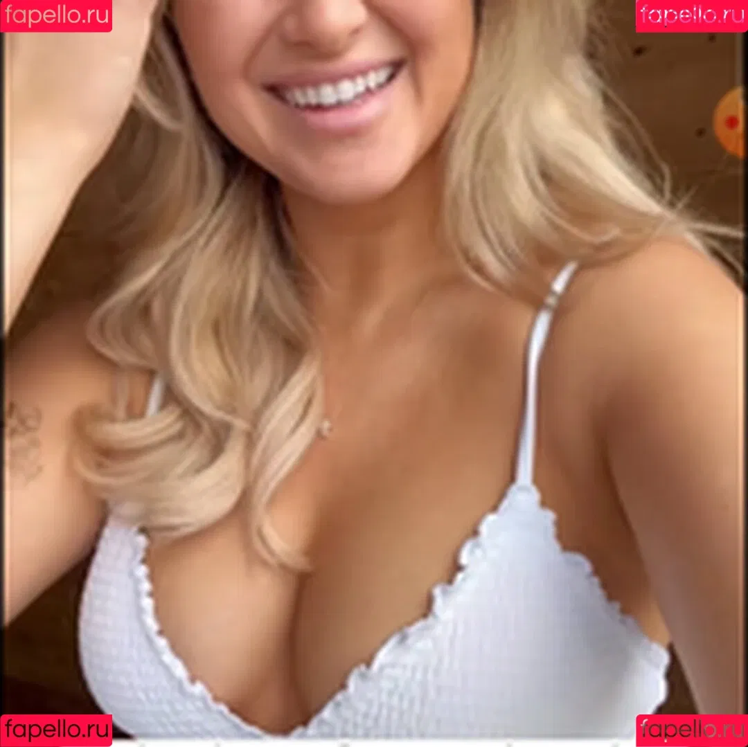 Maren Wolf Onlyfans Photo Gallery 