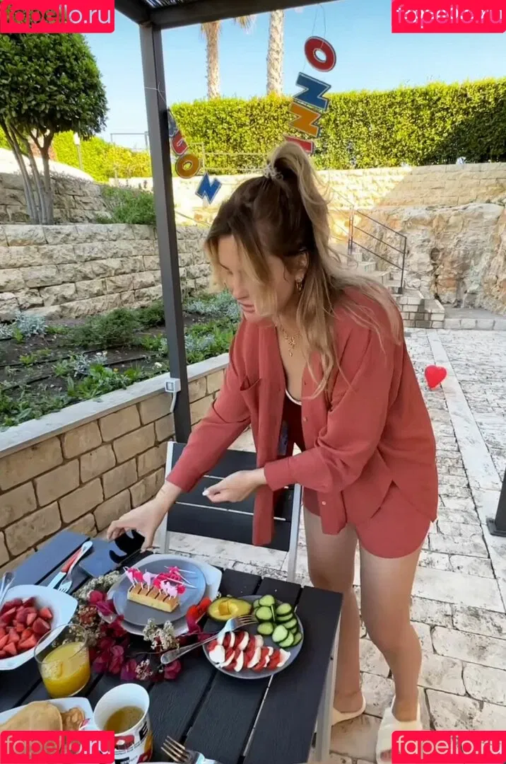 Maren Wolf Onlyfans Photo Gallery 