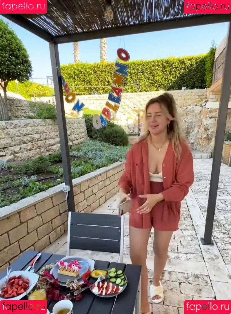 Maren Wolf Onlyfans Photo Gallery 
