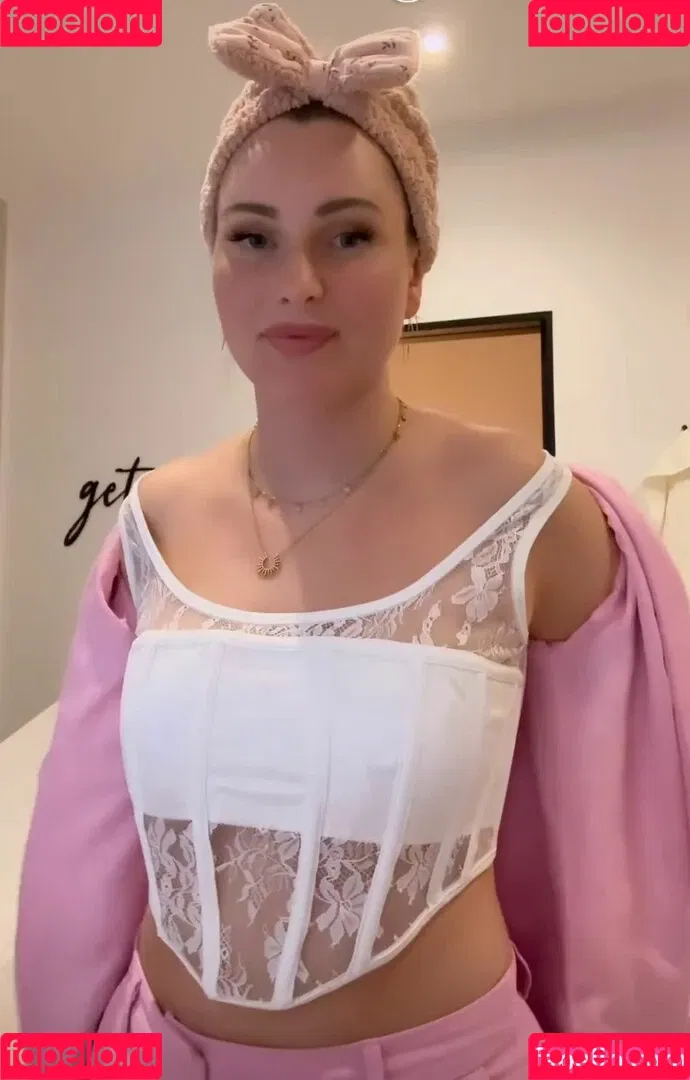 Maren Wolf Onlyfans Photo Gallery 