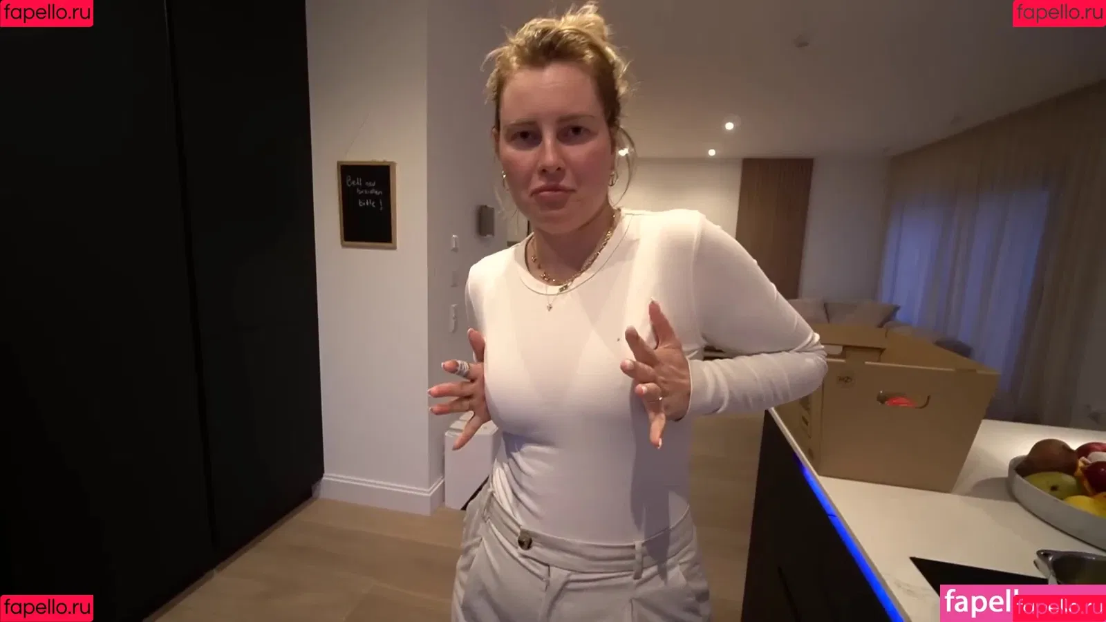 Maren Wolf Onlyfans Photo Gallery 