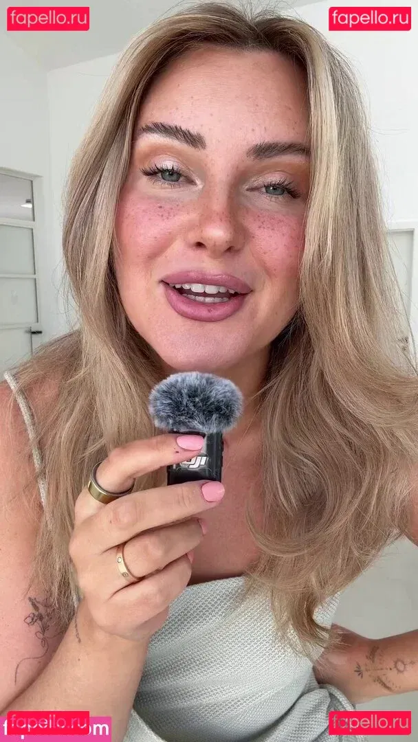 Maren Wolf Onlyfans Photo Gallery 