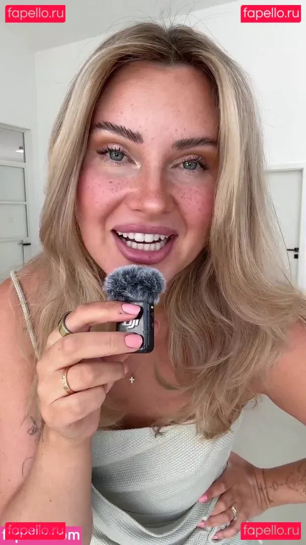 Maren Wolf Onlyfans Photo Gallery 