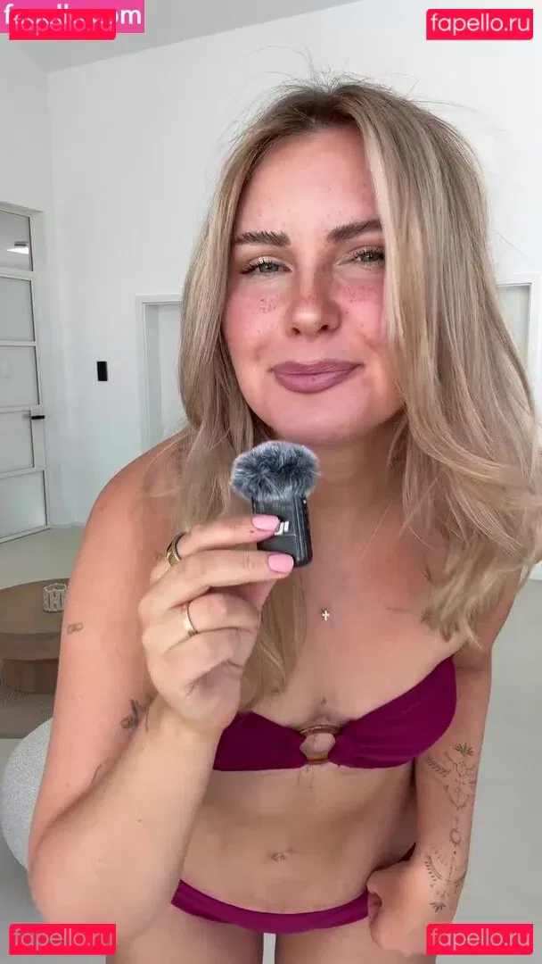 Maren Wolf Onlyfans Photo Gallery 