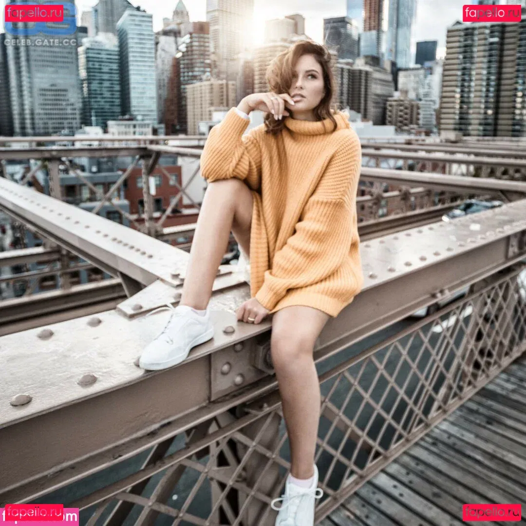 Maren Wolf Onlyfans Photo Gallery 