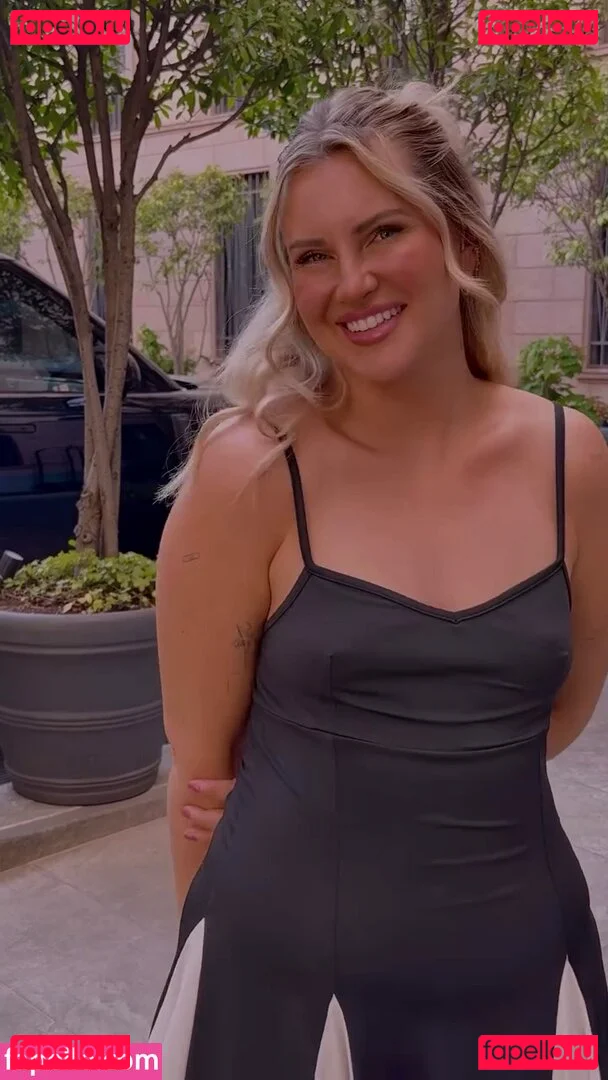 Maren Wolf Onlyfans Photo Gallery 