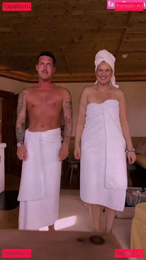 Maren Wolf Onlyfans Photo Gallery 