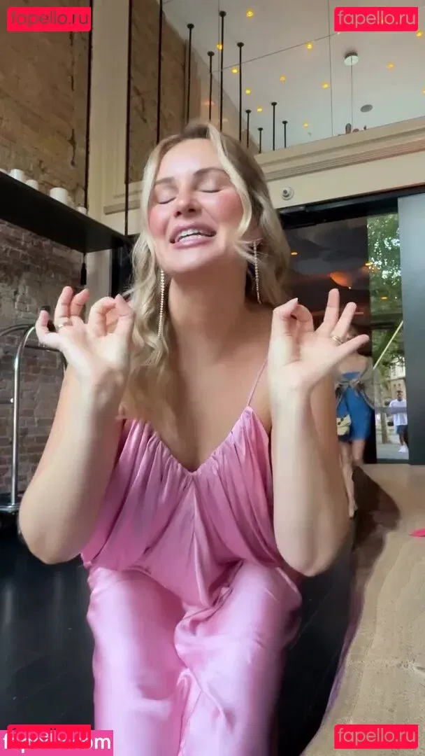 Maren Wolf Onlyfans Photo Gallery 