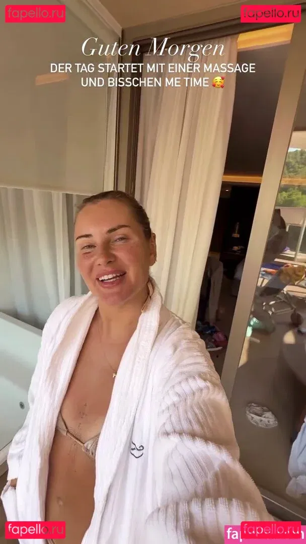 Maren Wolf Onlyfans Photo Gallery 