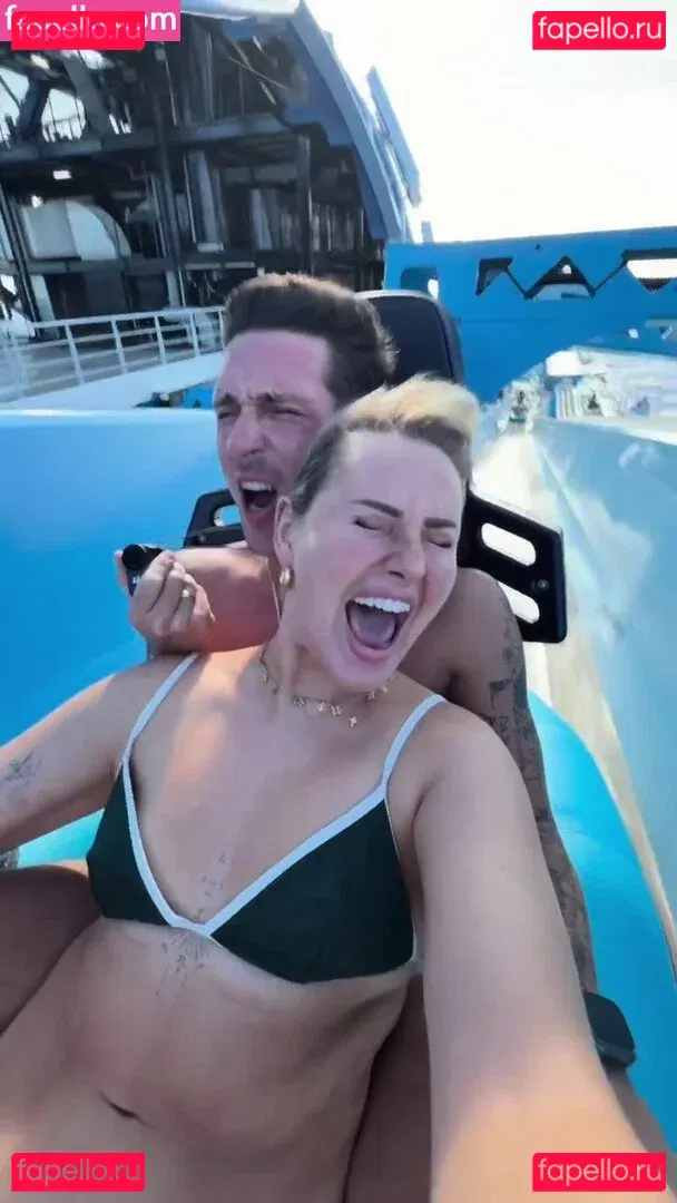 Maren Wolf Onlyfans Photo Gallery 