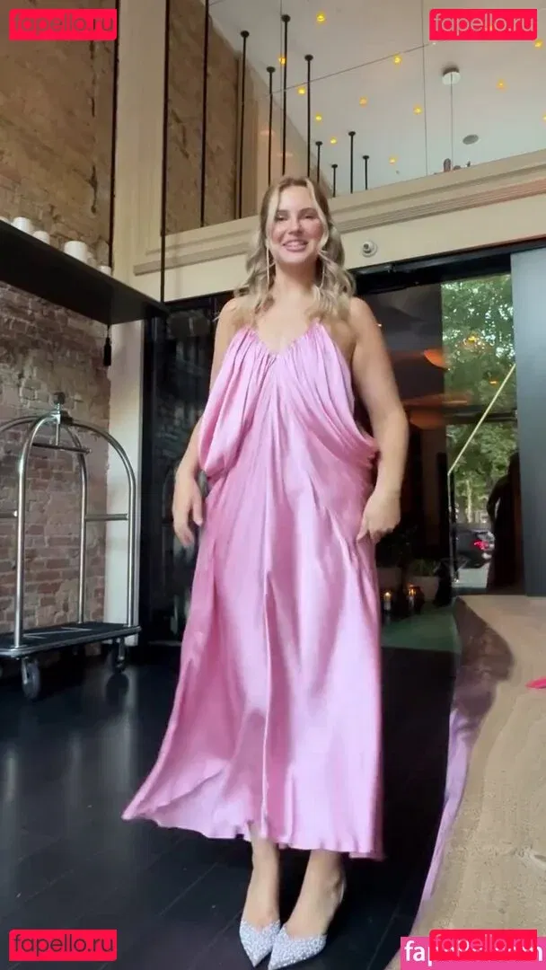 Maren Wolf Onlyfans Photo Gallery 