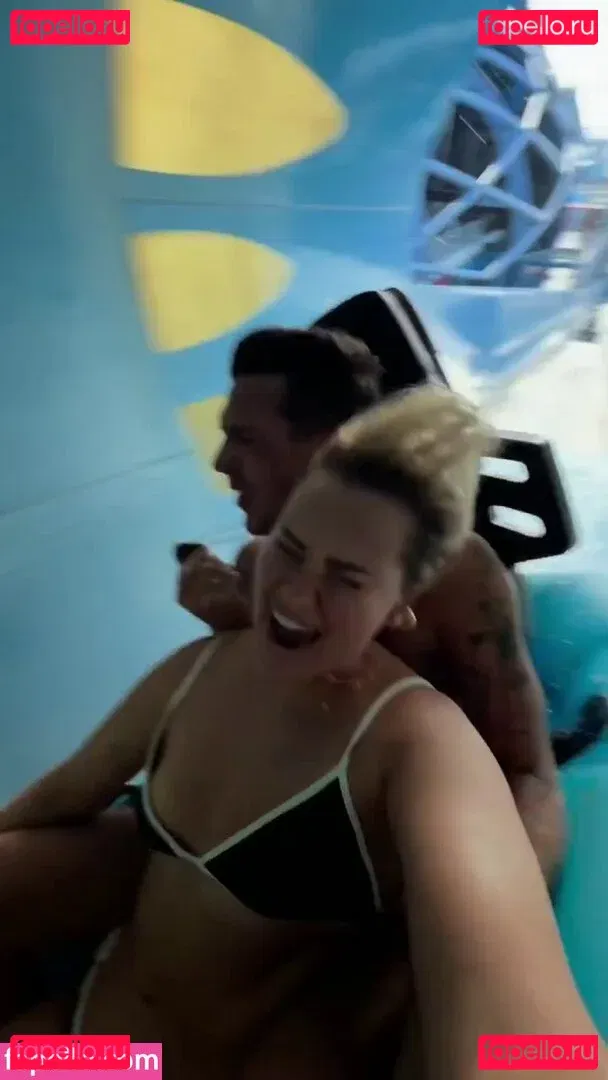 Maren Wolf Onlyfans Photo Gallery 