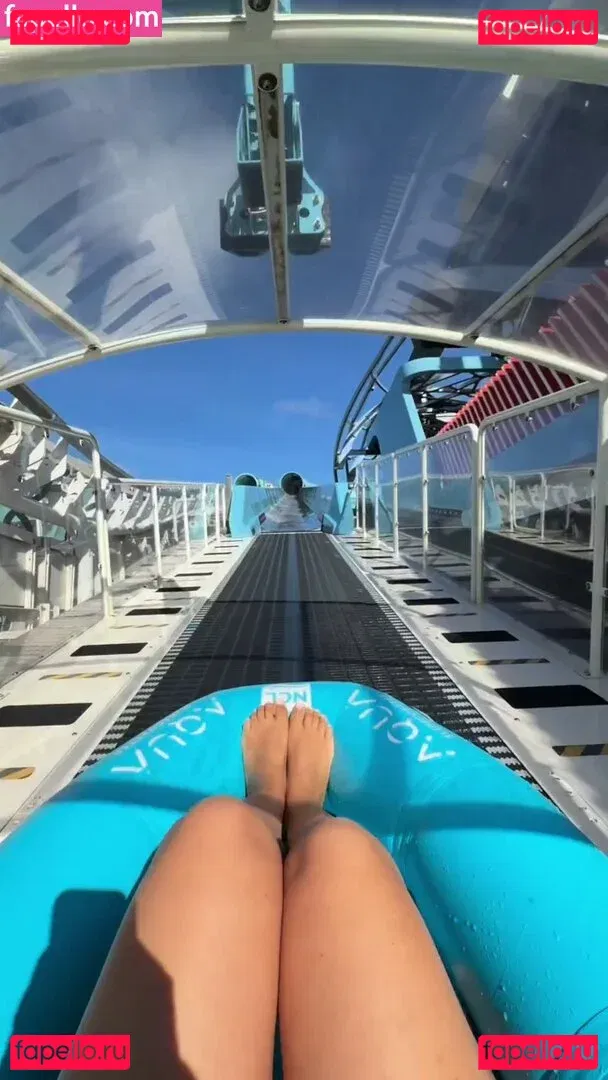 Maren Wolf Onlyfans Photo Gallery 