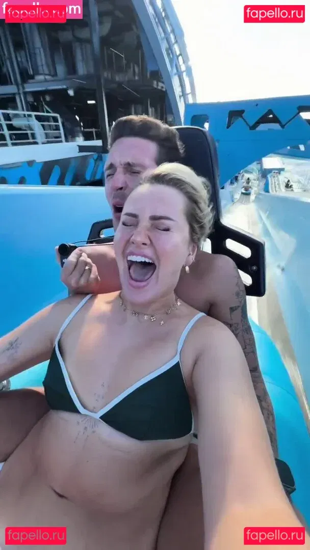 Maren Wolf Onlyfans Photo Gallery 