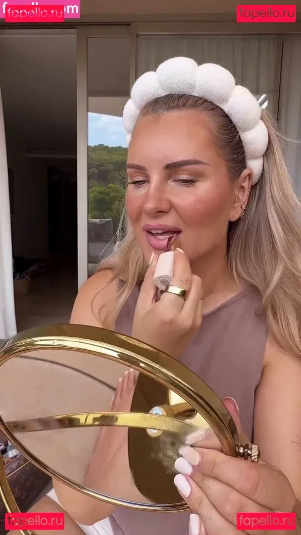 Maren Wolf Onlyfans Photo Gallery 