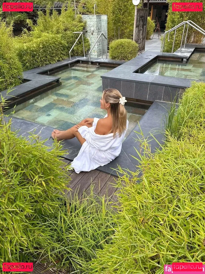 Maren Wolf Onlyfans Photo Gallery 