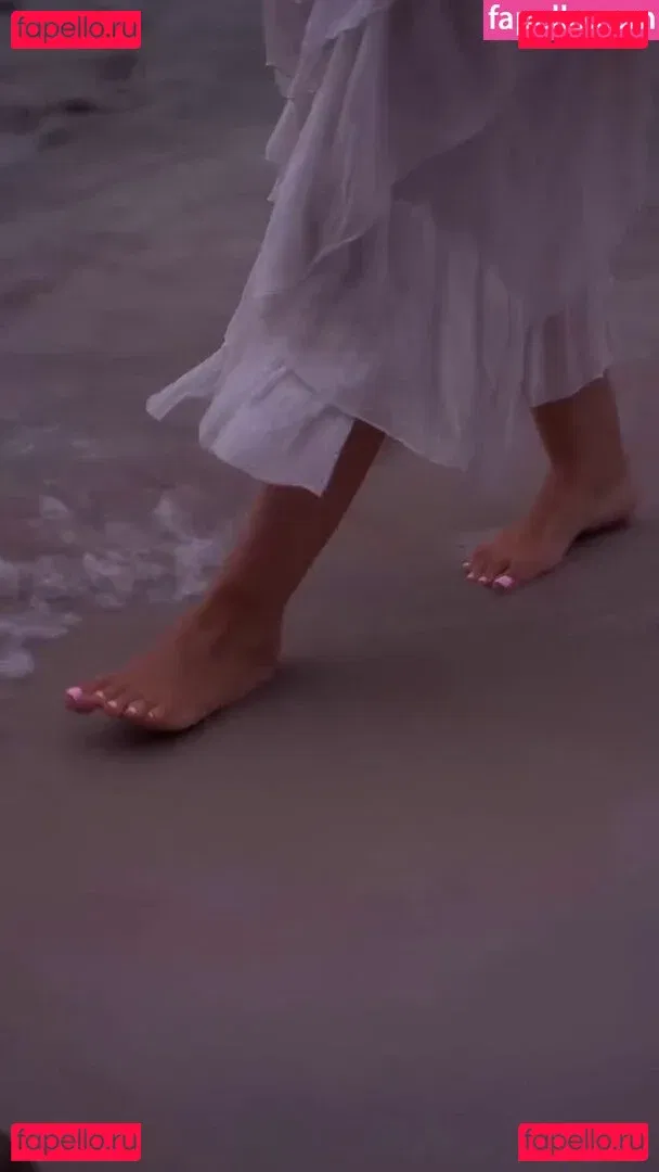 Maren Wolf Onlyfans Photo Gallery 