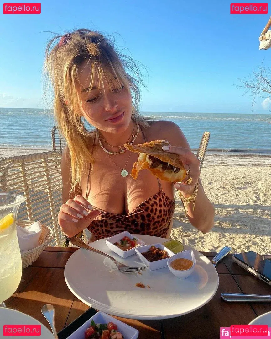 Marcelina Zawadzka Onlyfans Photo Gallery 