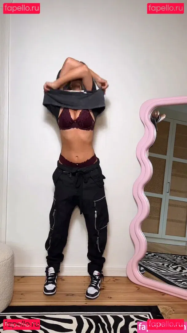 Marcelina Zawadzka Onlyfans Photo Gallery 