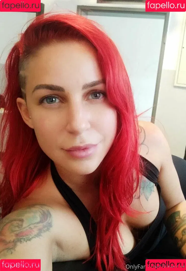 larraphoenix Onlyfans Photo Gallery 