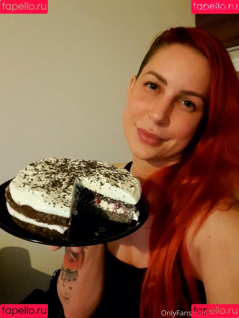larraphoenix Onlyfans Photo Gallery 