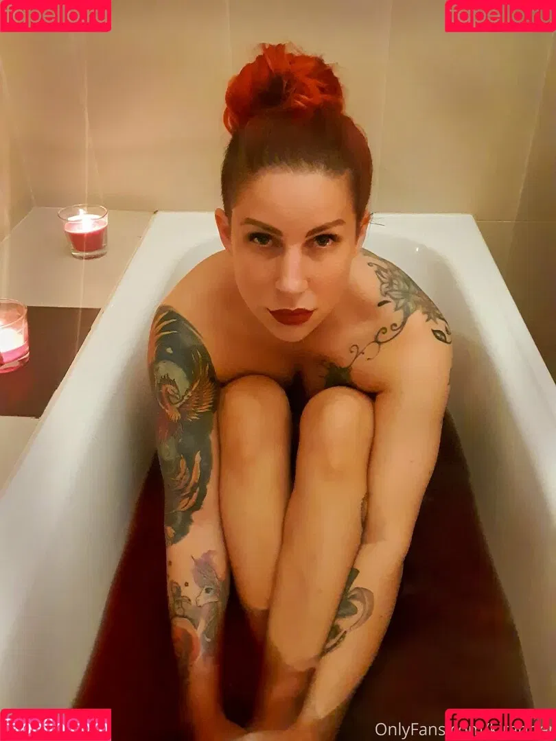 larraphoenix Onlyfans Photo Gallery 