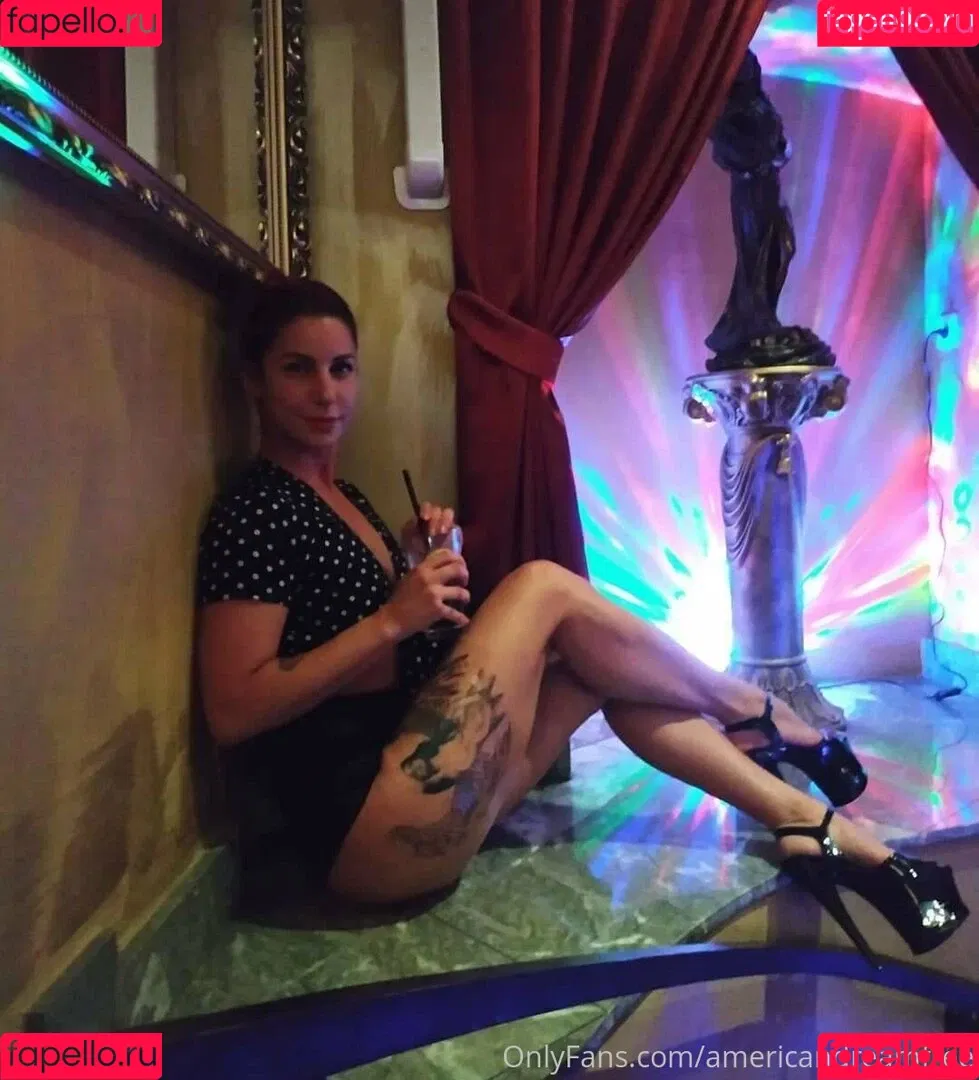 larraphoenix Onlyfans Photo Gallery 
