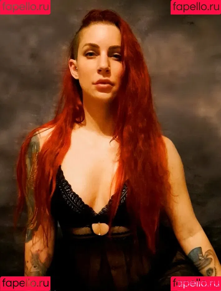 larraphoenix Onlyfans Photo Gallery 