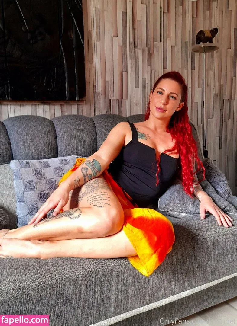 larraphoenix Onlyfans Photo Gallery 