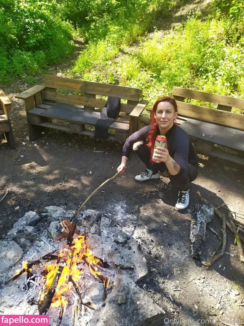 larraphoenix Onlyfans Photo Gallery 