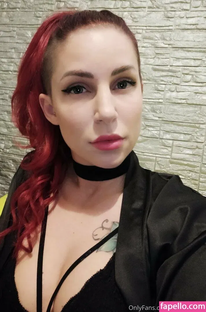 larraphoenix Onlyfans Photo Gallery 