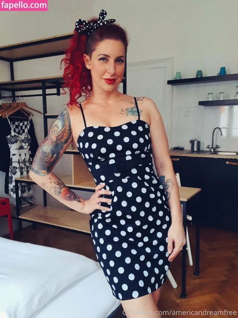 larraphoenix Onlyfans Photo Gallery 