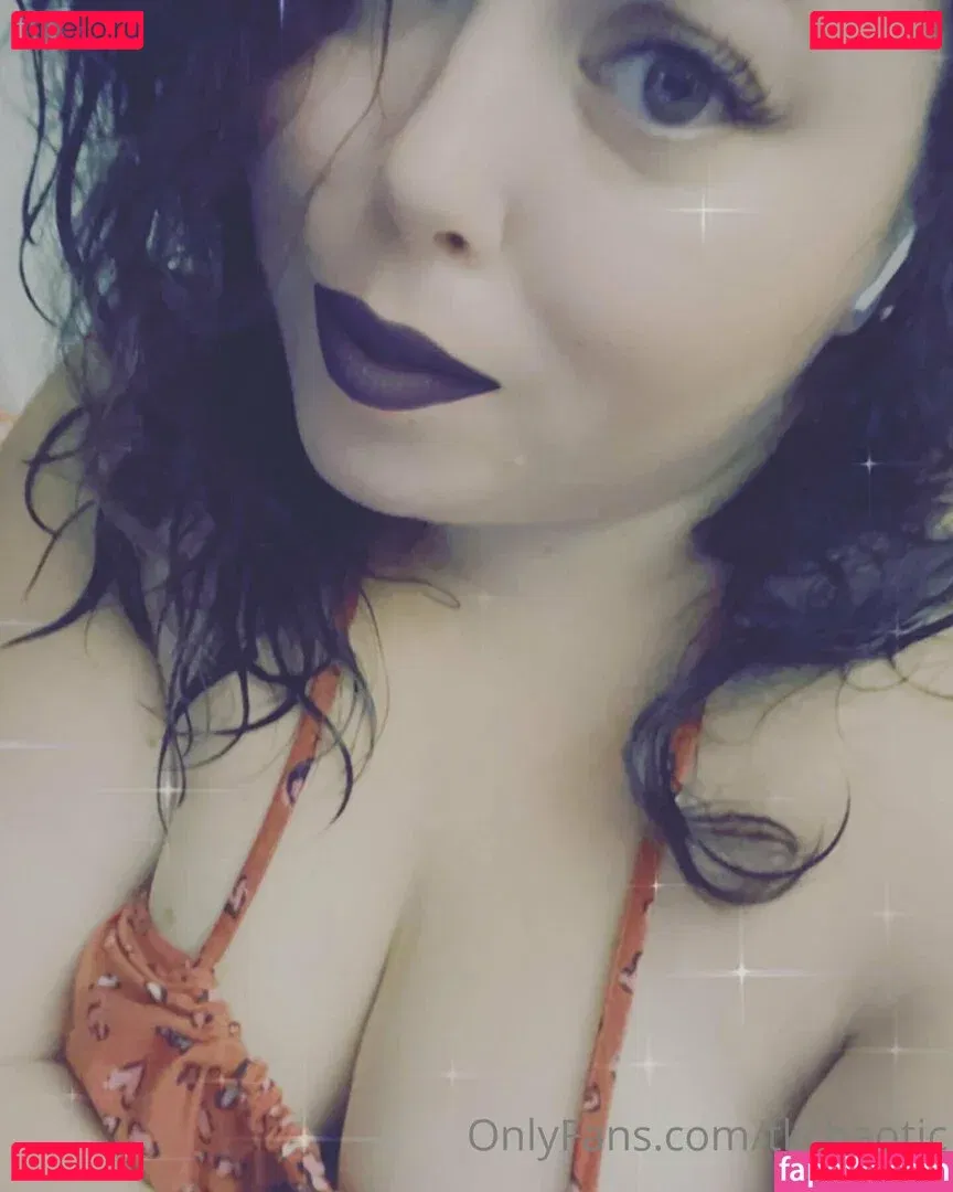 tkchaotic Onlyfans Photo Gallery 