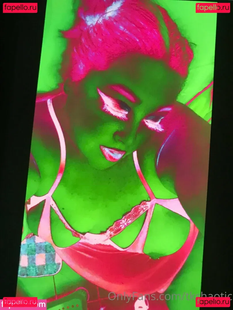 tkchaotic Onlyfans Photo Gallery 