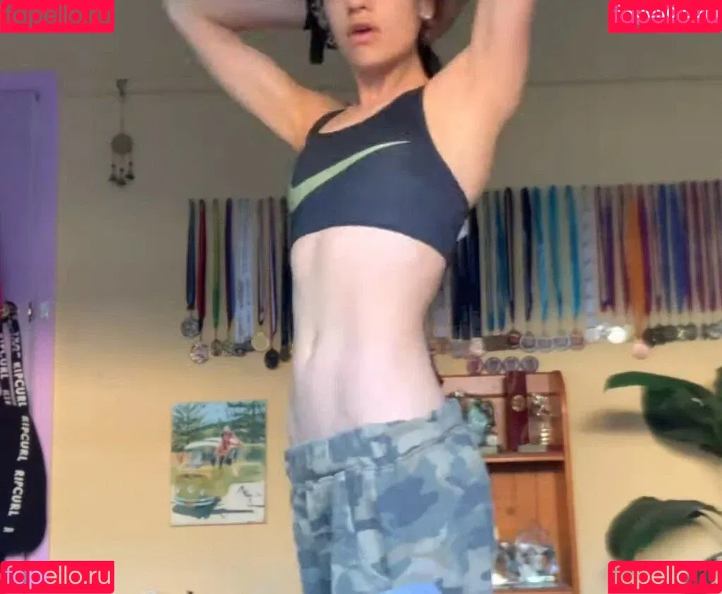 Imogen Russell Onlyfans Photo Gallery 
