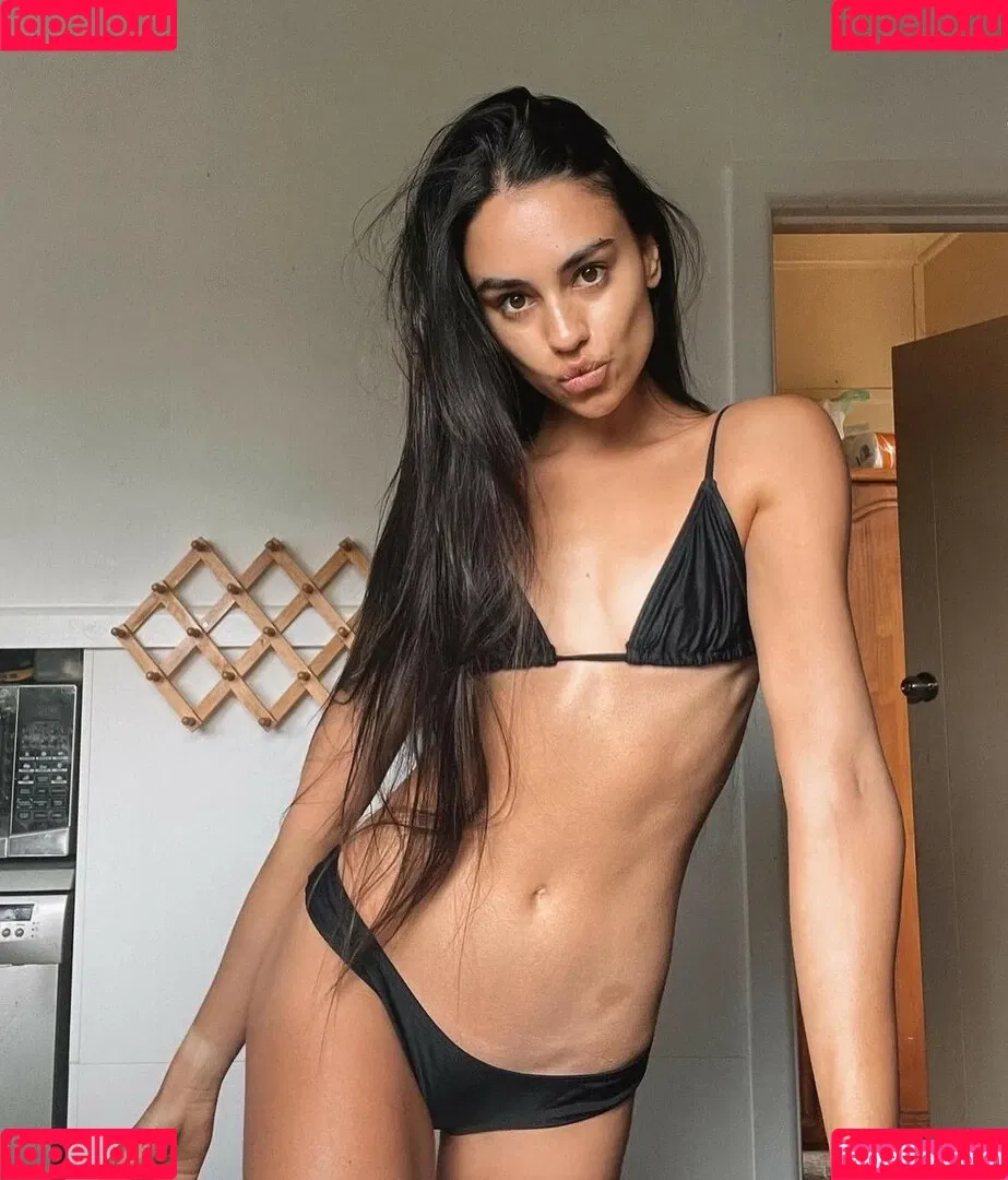 Imogen Russell Onlyfans Photo Gallery 