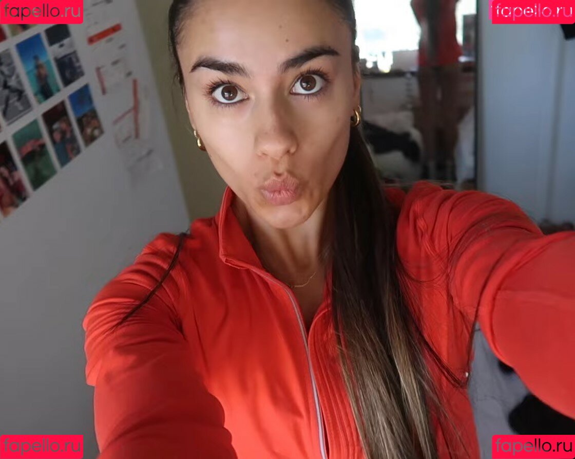 Imogen Russell Onlyfans Photo Gallery 