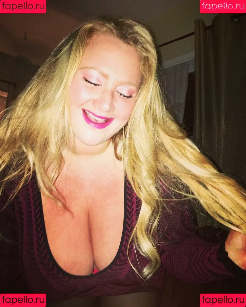 BlondiePomie Onlyfans Photo Gallery 