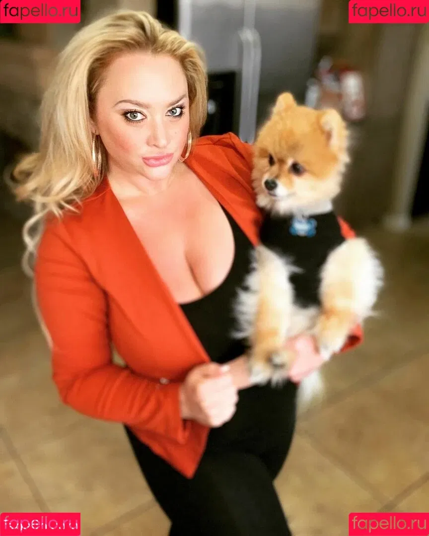 BlondiePomie Onlyfans Photo Gallery 