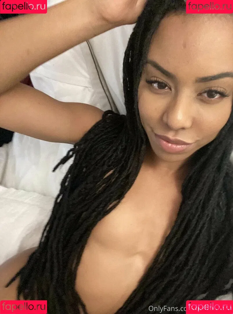 thekiranoir Onlyfans Photo Gallery 